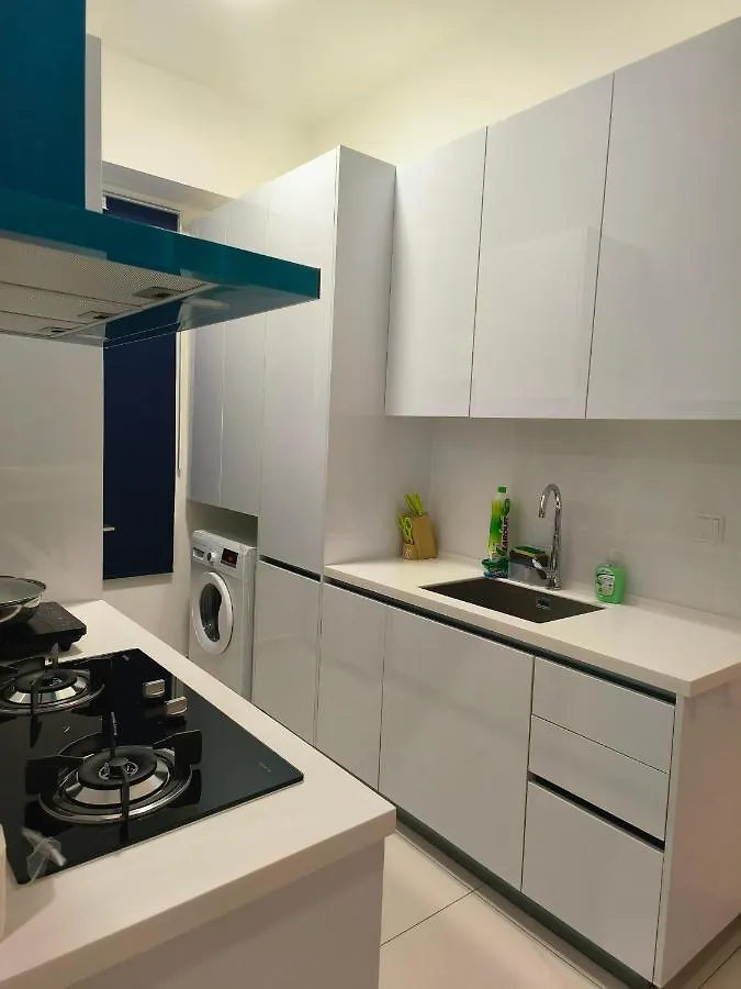 New Georgetown Modern City View 2Br Homestay For 10Pax 无敌美景两房民宿 Beacon Executive Suite アパート