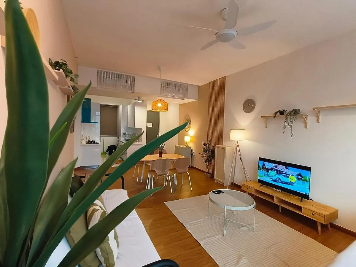 New Georgetown Modern City View 2Br Homestay For 10Pax 无敌美景两房民宿 Beacon Executive Suite ジョージタウン