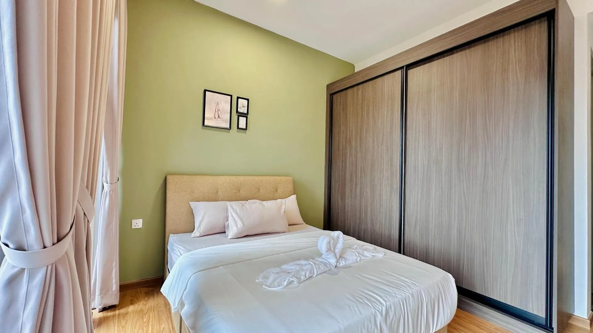 アパート New Georgetown Modern City View 2Br Homestay For 10Pax 无敌美景两房民宿 Beacon Executive Suite